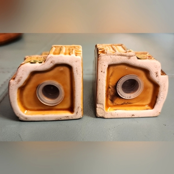 60s HEARST CASTLE Kitsch State Landmark Souvenir Royal Gold Salt Pepper Shakers - Picture 8 of 15